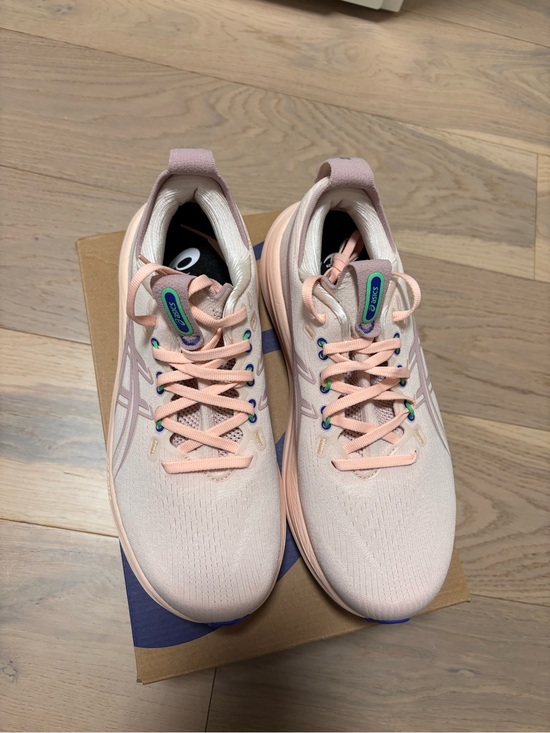 Asics Shoes - ASICS Gel-Nimbus 28 - Wide